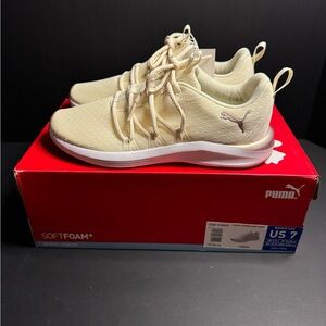 Ladies Puma Prowl Knit Shoes Size 7 Brand New In Box!